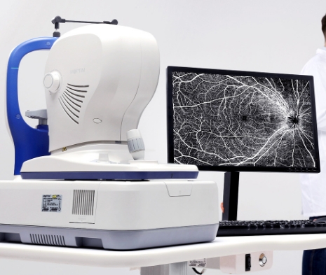 眼科檢查與治療的光動力革命：多功能融合，提升診療效果