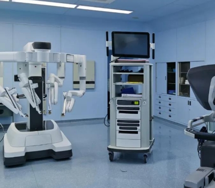 微創(chuàng)手術(shù)的未來：體驗高科技微創(chuàng)手術(shù)機(jī)器人