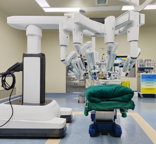 精準(zhǔn)導(dǎo)航，微創(chuàng)時代：新一代手術(shù)機(jī)器人輔助系統(tǒng)的革新之路