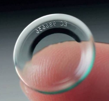 重塑視力，點(diǎn)亮生活：揭秘最新角膜塑形鏡的創(chuàng)新設(shè)計(jì)