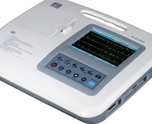 科技守護，健康無憂：新一代便攜式心電圖機的創(chuàng)新設(shè)計