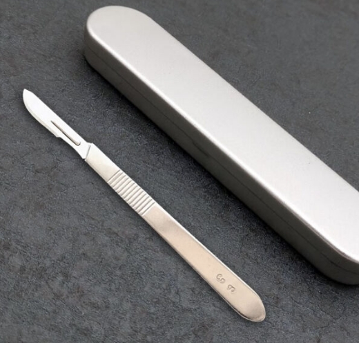 精密手術(shù)刀：精準(zhǔn)切割，助力微創(chuàng)手術(shù)